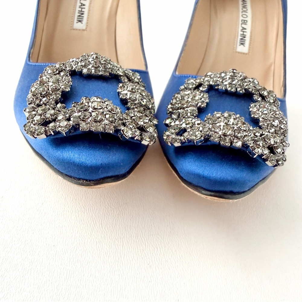 MANOLO BLAHNIK | Hangisi 105 Blue Satin Crystal Jewel Buckle Pumps EU 37 - Picture 8 of 14